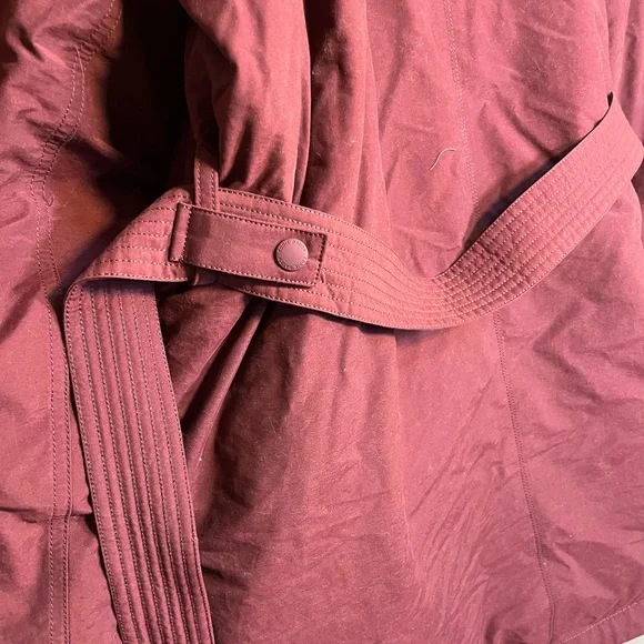 Women's Eddie Bauer Down Willamette Belted Parka - Picture 8 of 9